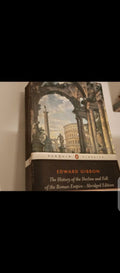 The History and the Decline of the Roman Empire-Abridged Edition