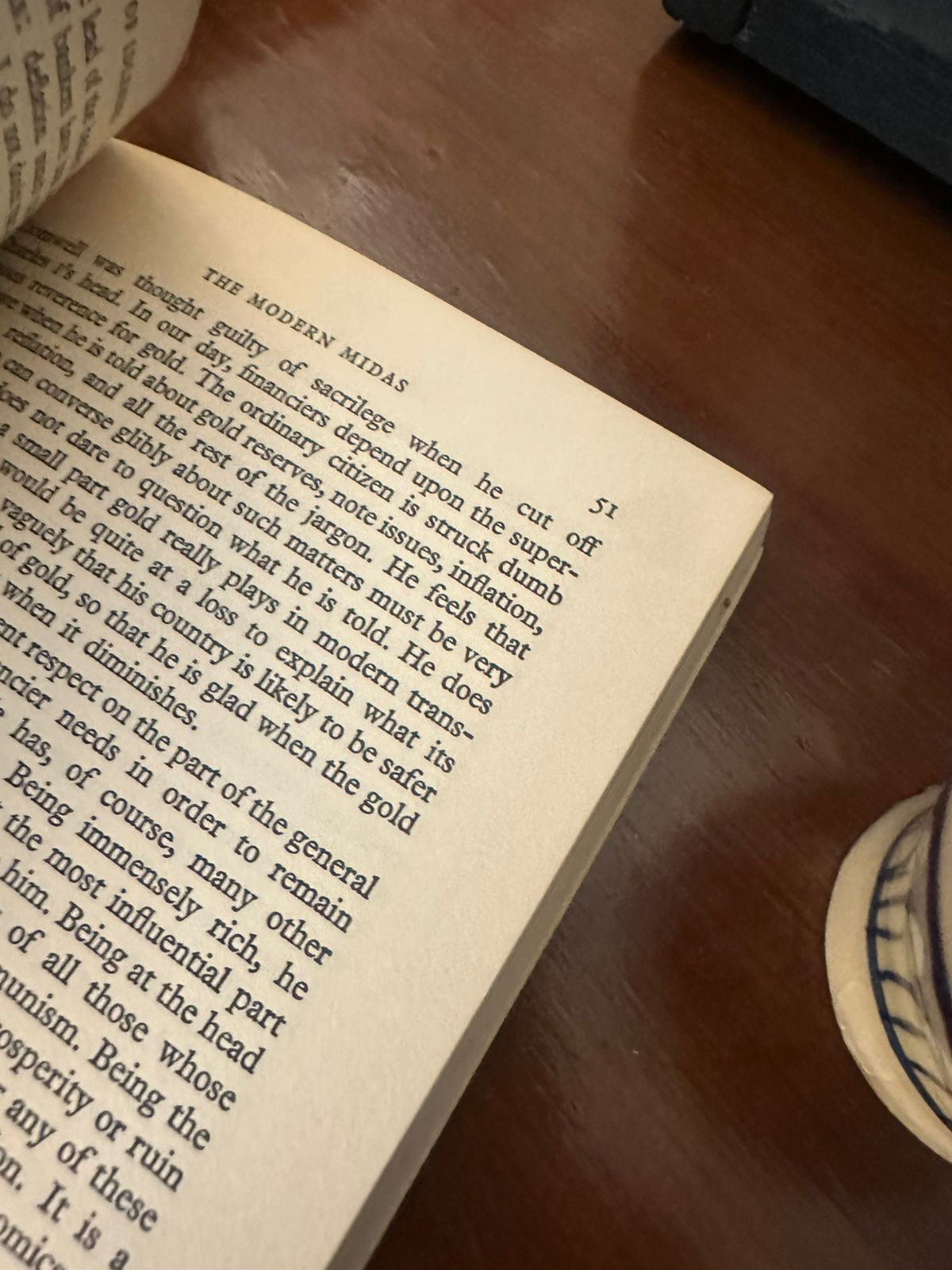 In Praise of Idleness and Other Essays by Bertrand Russell (Unwin Paperbacks) — Pre-Loved Edition